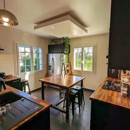 Charming House In The Cabellou On Coastal Trail Concarneau