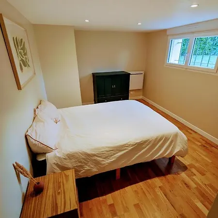 Charming House In The Cabellou On Coastal Trail Holiday home
